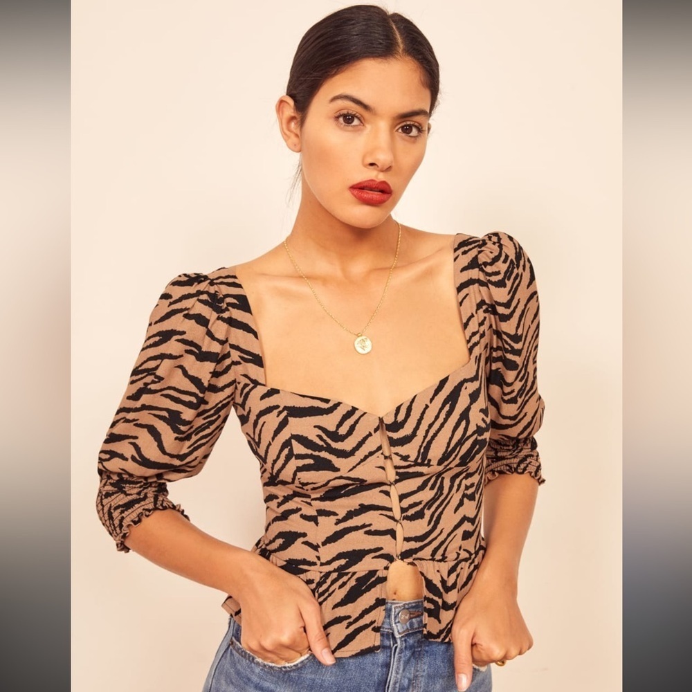 Reformation Dallas Top in Rajah Size 4 Zebra Tiger Stripe Print Animal Print